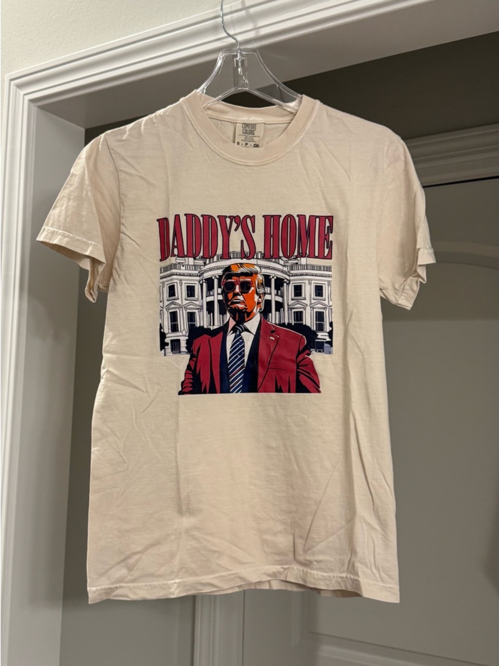 Donald Trump MAGA Republican Graphic Tee Bold Pinkish Red Navy White - Picture 1 of 6